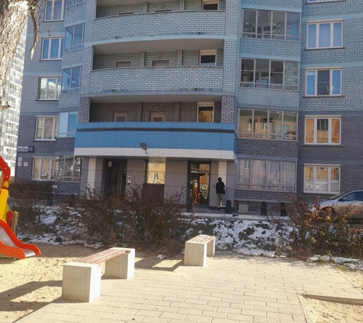Сдаётся 2-комнатная квартира, 66.6 м²