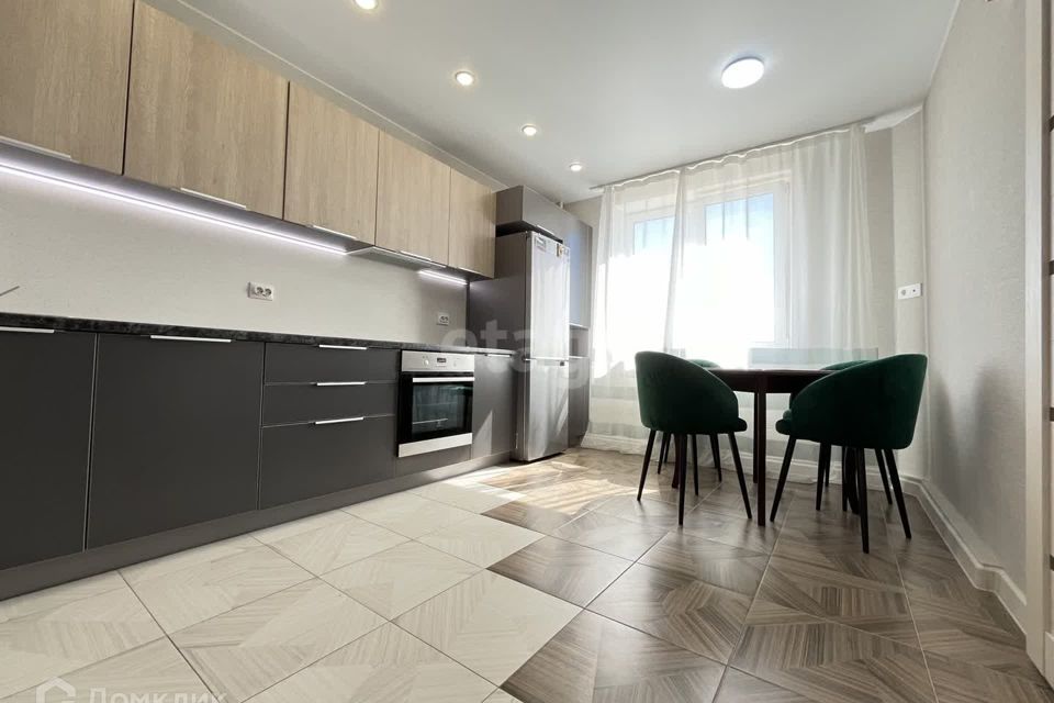 Продаётся 1-комнатная квартира, 37 м²