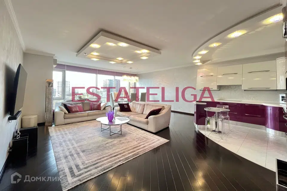 Продаётся 2-комнатная квартира, 120 м²