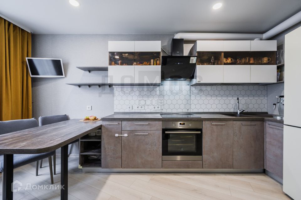 Продаётся 2-комнатная квартира, 57.9 м²