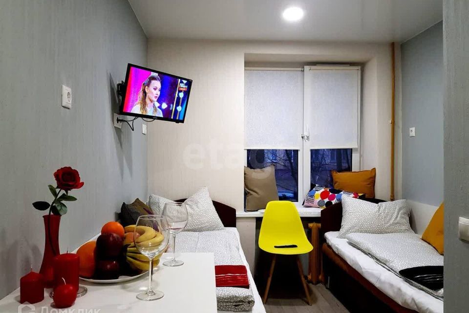 Продаётся 4-комнатная квартира, 56 м²