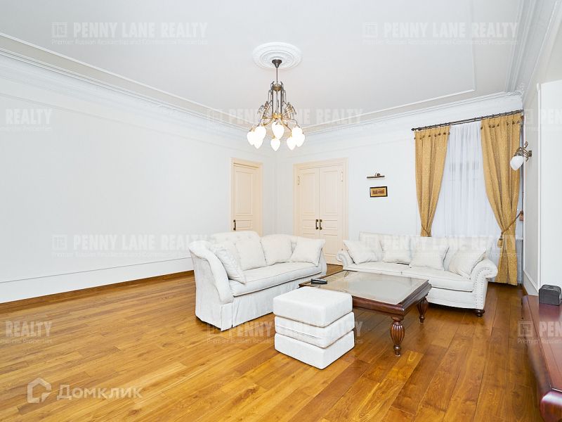 Сдаётся 4-комнатная квартира, 160 м²