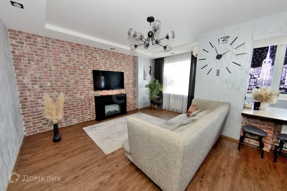 Продаётся 3-комнатная квартира, 89.9 м²