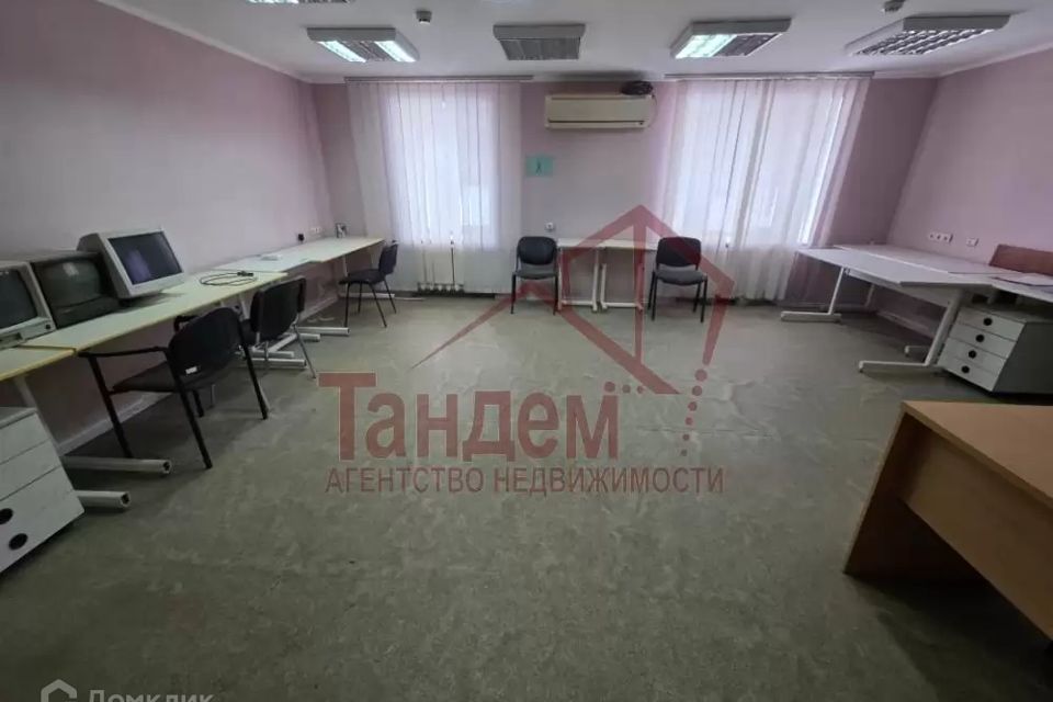 Продаётся помещение своб. назначения, 702 м²