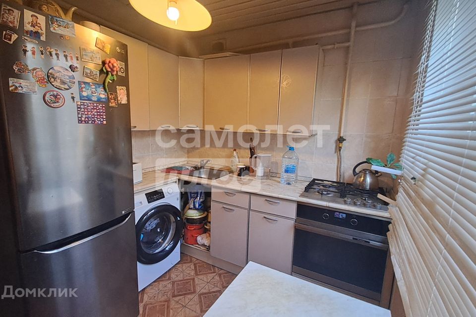Продаётся 3-комнатная квартира, 60 м²