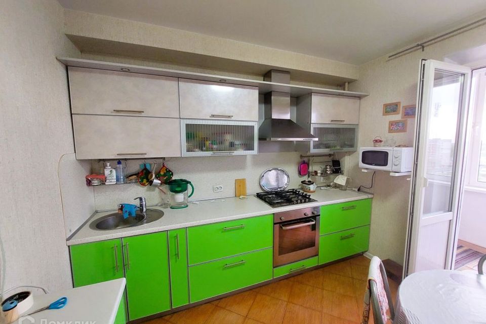 Продаётся 2-комнатная квартира, 60.8 м²