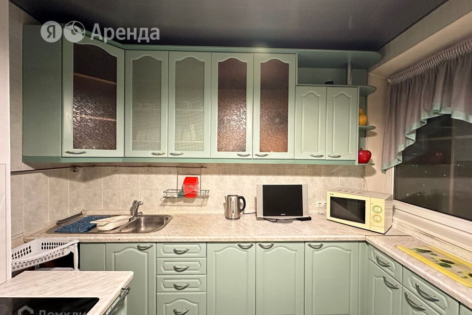 Сдаётся 2-комнатная квартира, 58 м²