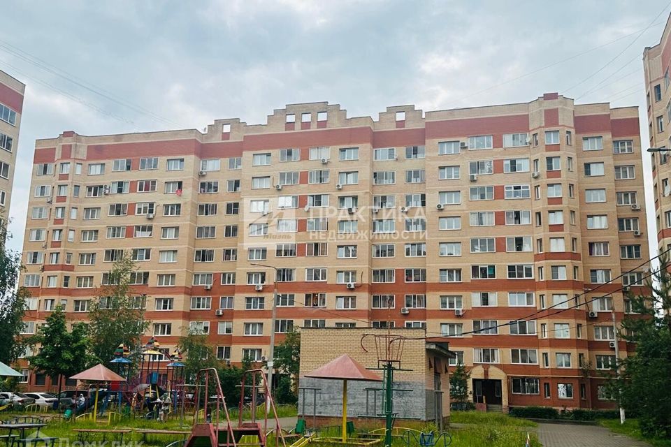 Продаётся 2-комнатная квартира, 69.1 м²