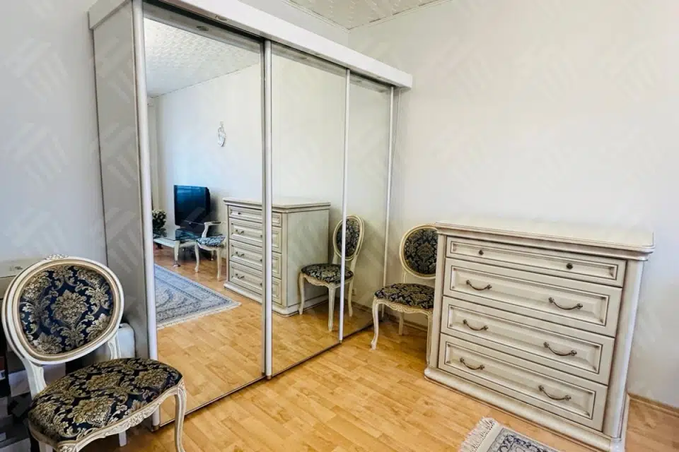 Продаётся 3-комнатная квартира, 70 м²