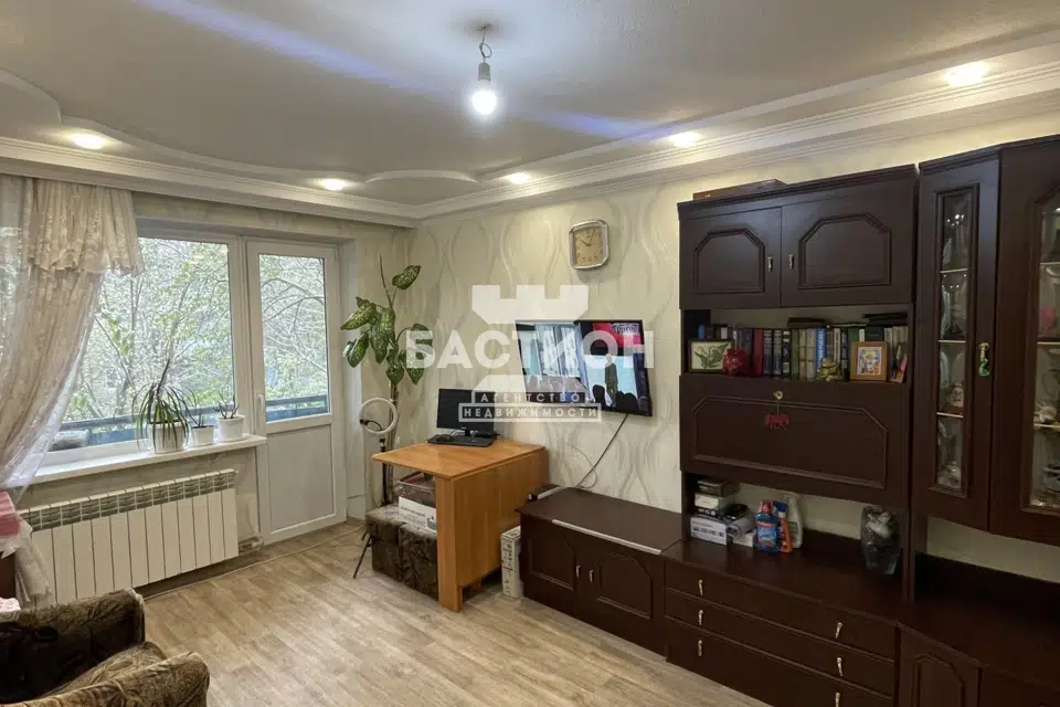 Продаётся 2-комнатная квартира, 42.4 м²
