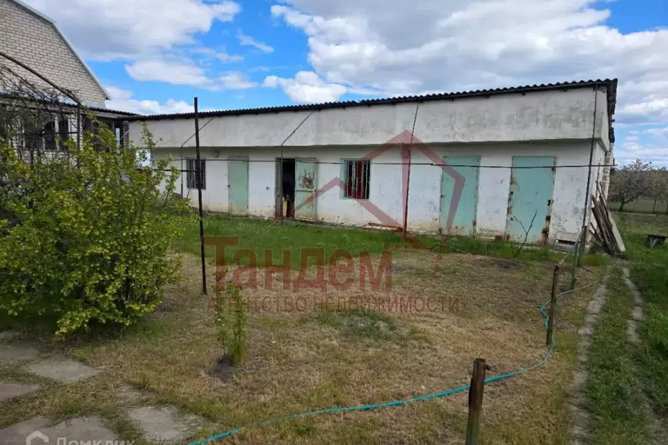 Продаётся 2-этажный дом, 296 м²