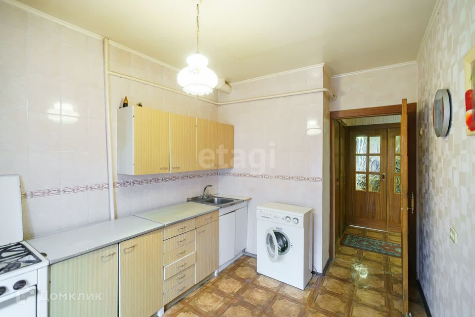 Продаётся 3-комнатная квартира, 54.6 м²