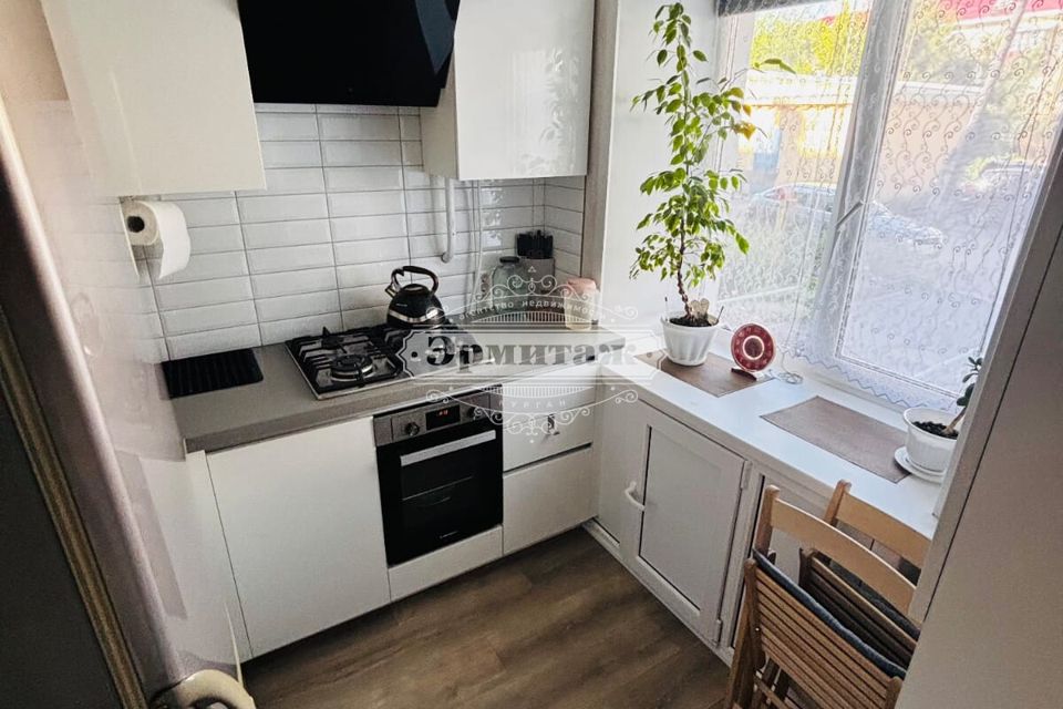Продаётся 1-комнатная квартира, 30.8 м²