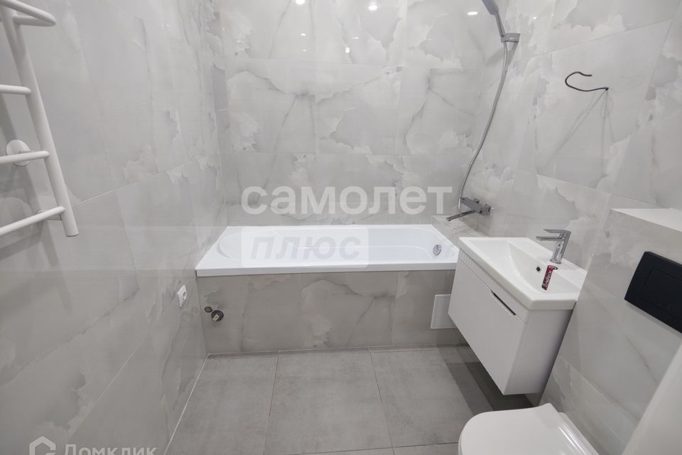 Продаётся 3-комнатная квартира, 59.9 м²