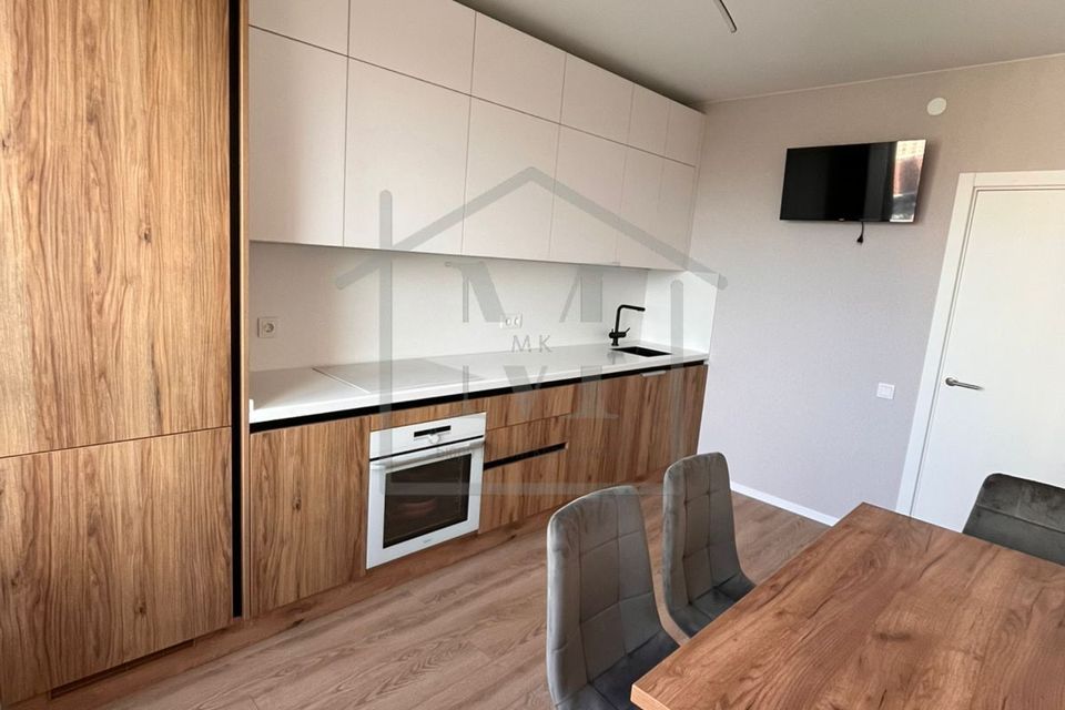 Продаётся 3-комнатная квартира, 76.6 м²