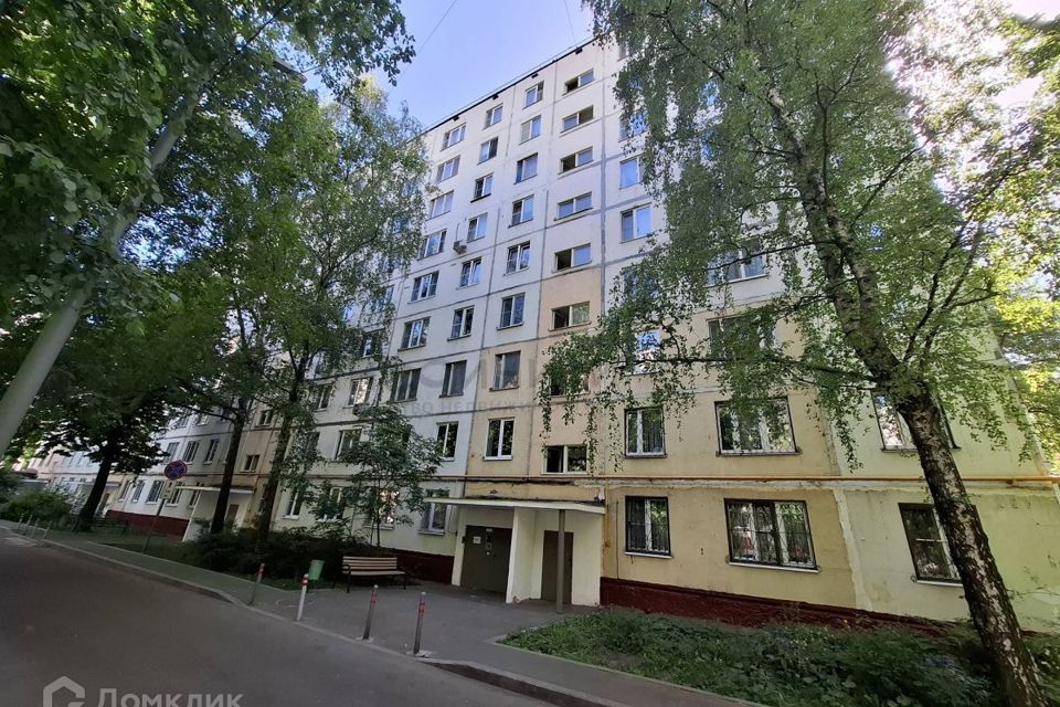Продаётся 4-комнатная квартира, 63 м²