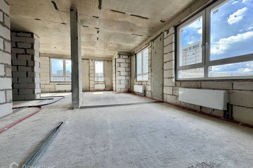 Продаётся 2-комнатная квартира, 55.6 м²