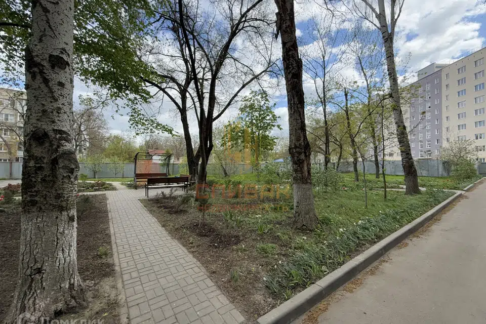 Продаётся 3-комнатная квартира, 62.2 м²