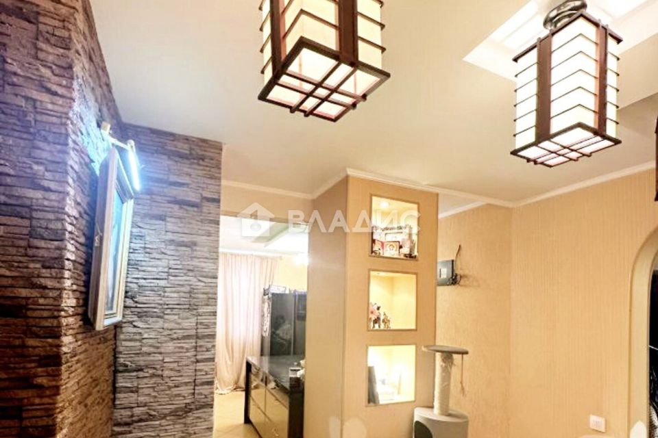 Продаётся 3-комнатная квартира, 98 м²