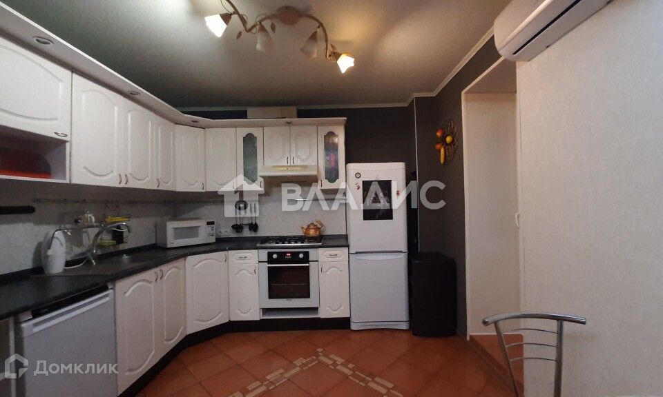Продаётся 3-комнатная квартира, 56.6 м²