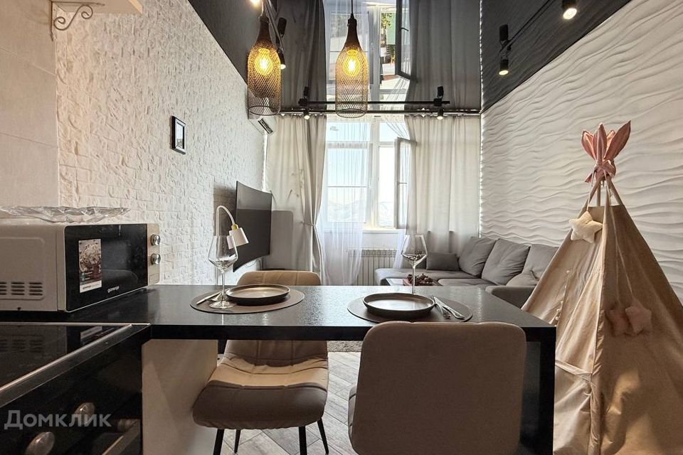 Продаётся 1-комнатная квартира, 48.9 м²