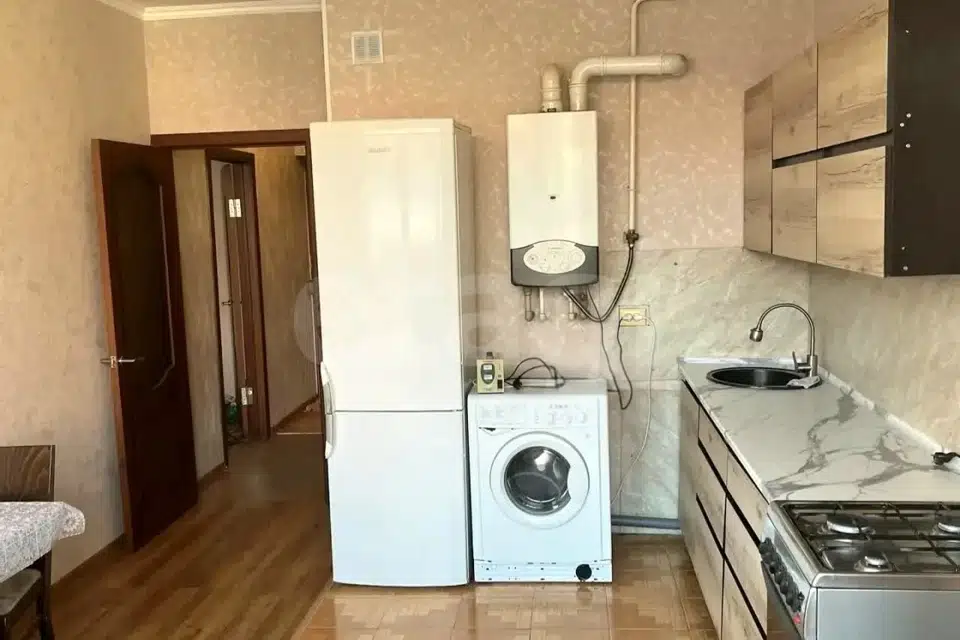 Продаётся 1-комнатная квартира, 47.8 м²