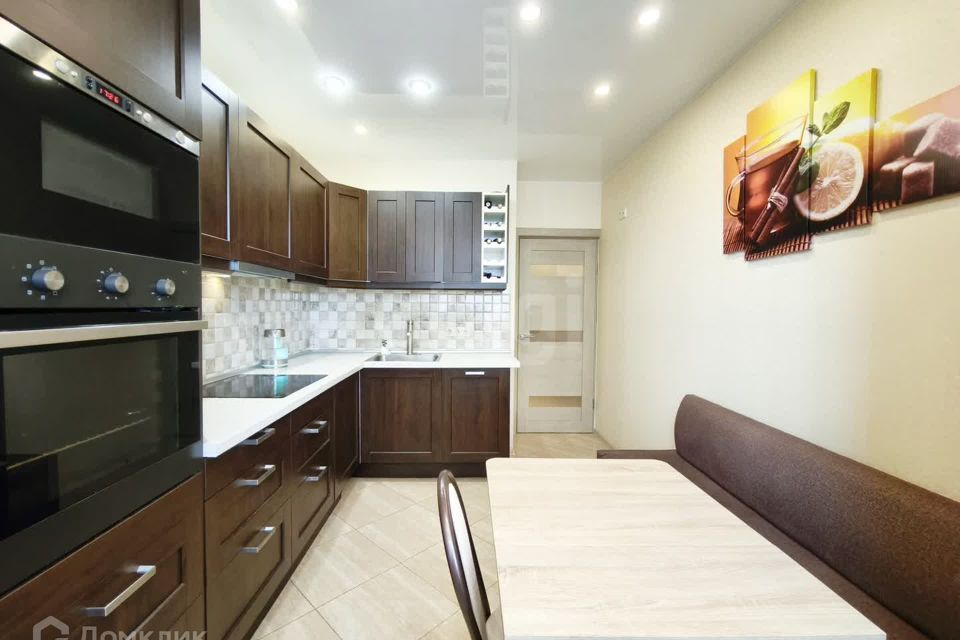 Продаётся 1-комнатная квартира, 35.6 м²