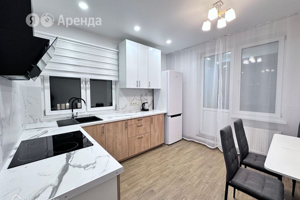 Сдаётся 2-комнатная квартира, 63 м²