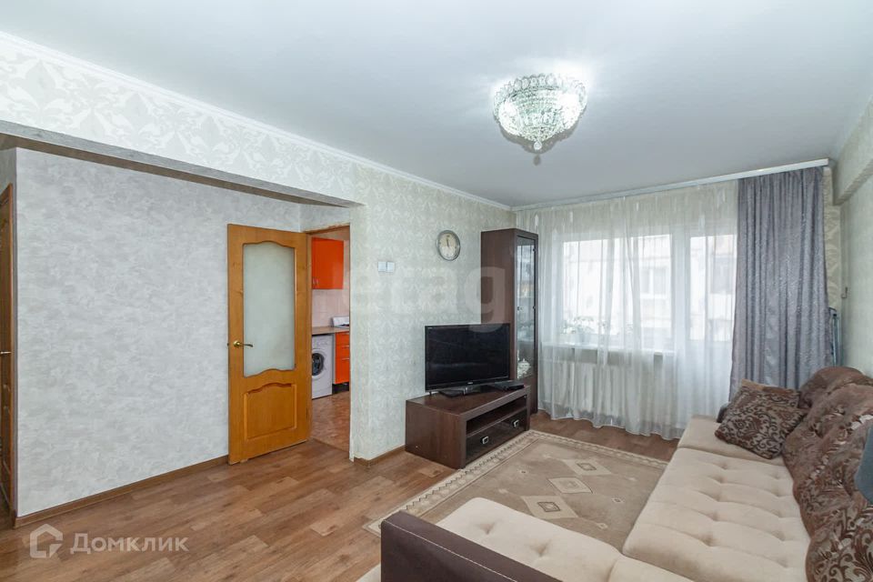 Продаётся 3-комнатная квартира, 58.9 м²