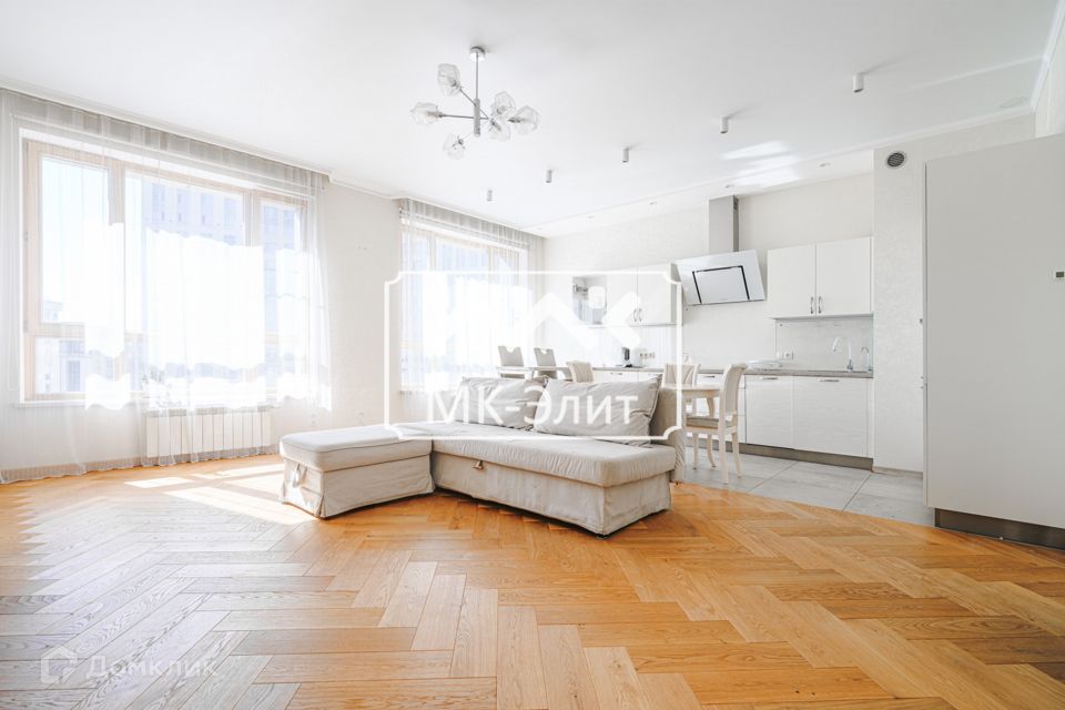 Продаётся 2-комнатная квартира, 76 м²