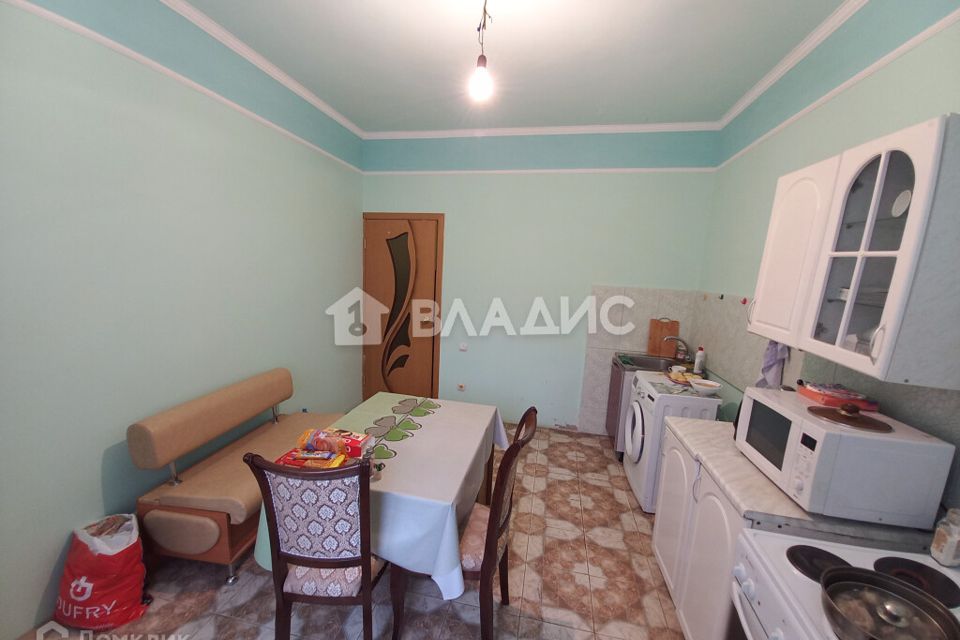 Продаётся 1-комнатная квартира, 50.4 м²