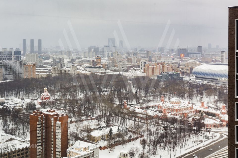 Продаётся 5-комнатная квартира, 187.2 м²