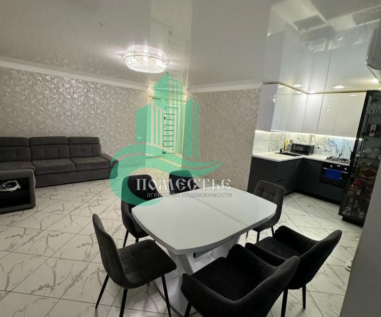 Продаётся 3-комнатная квартира, 90 м²
