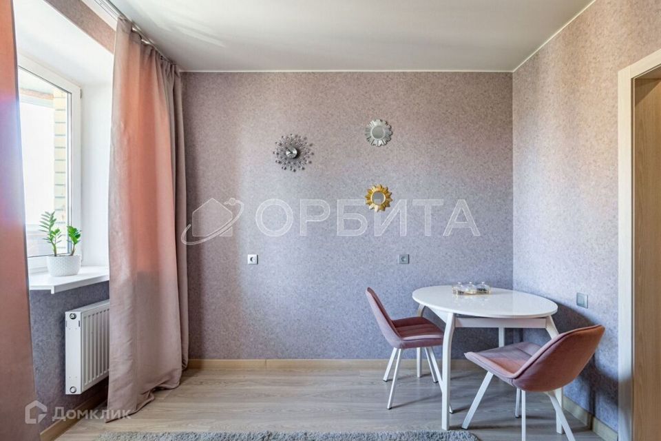 Продаётся 1-комнатная квартира, 37.8 м²