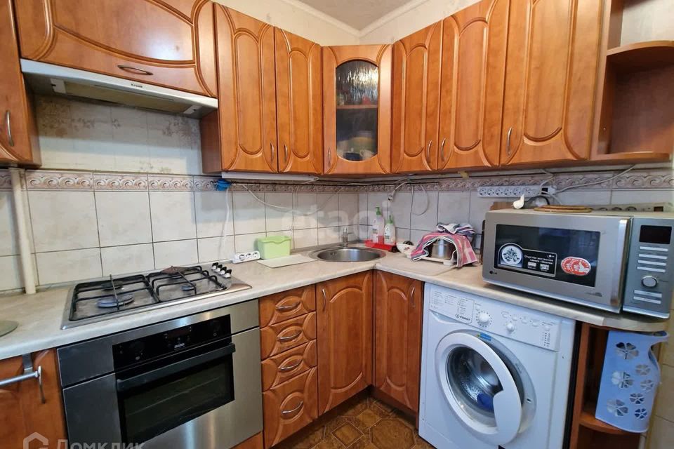 Продаётся 4-комнатная квартира, 62.9 м²
