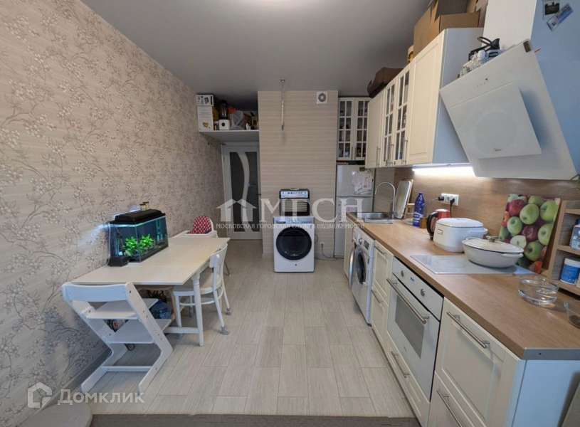 Продаётся 1-комнатная квартира, 43.8 м²