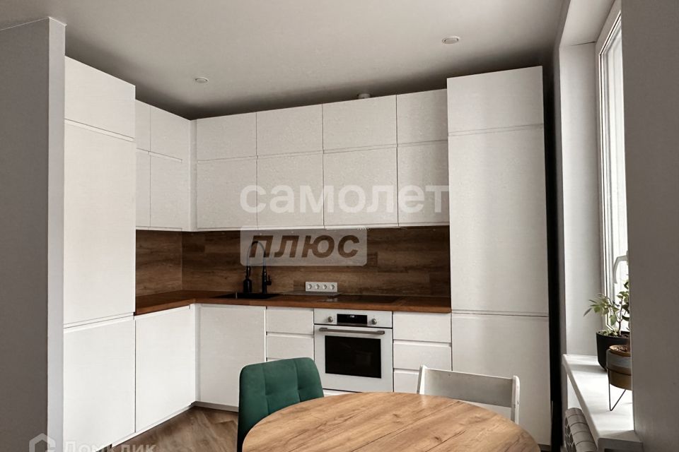 Продаётся 3-комнатная квартира, 83 м²