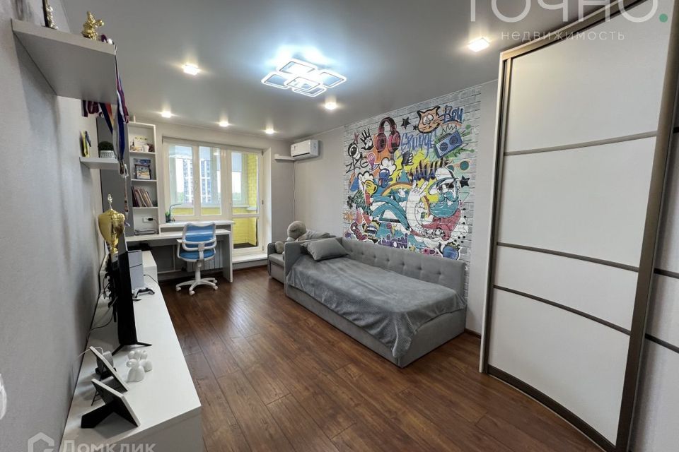 Продаётся 2-комнатная квартира, 82.8 м²