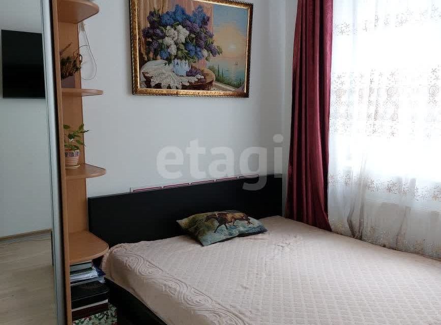 Продаётся 1-комнатная квартира, 40.4 м²