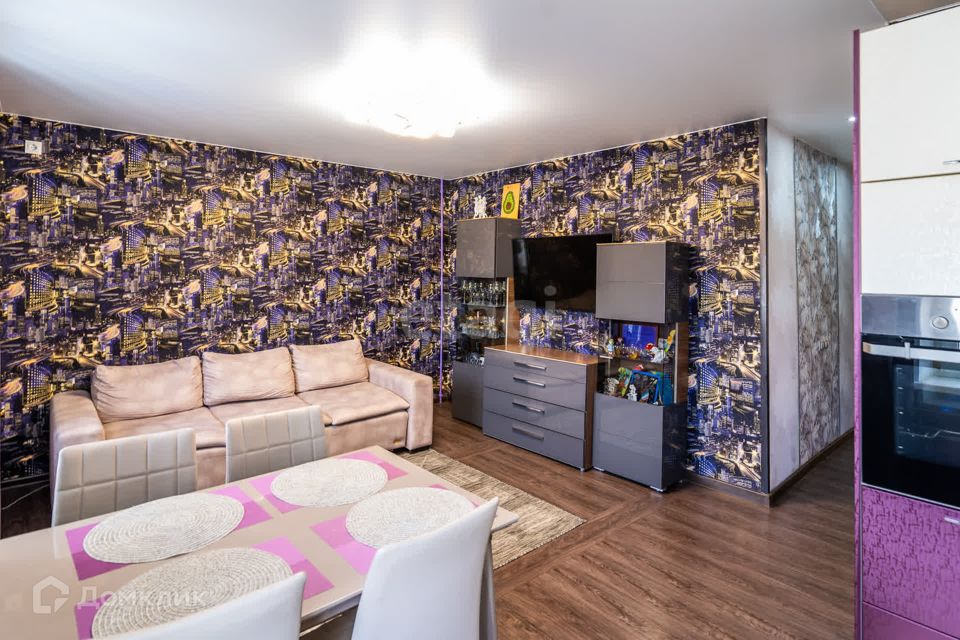 Продаётся 3-комнатная квартира, 60.4 м²