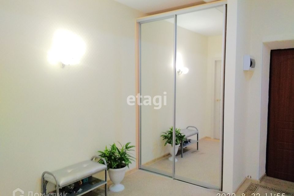 Продаётся 2-комнатная квартира, 62.6 м²