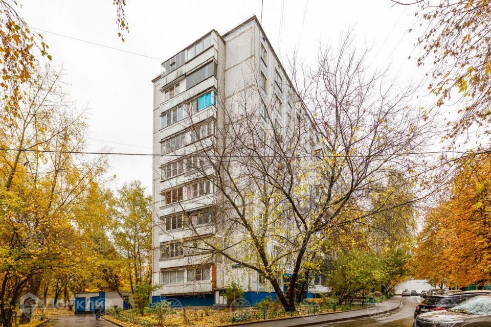 Продаётся 3-комнатная квартира, 50.6 м²