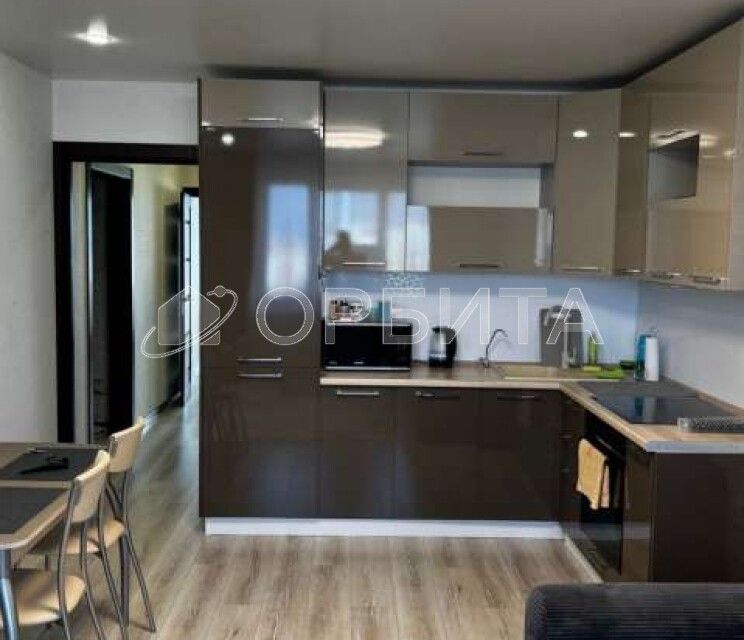 Продаётся 1-комнатная квартира, 47.7 м²
