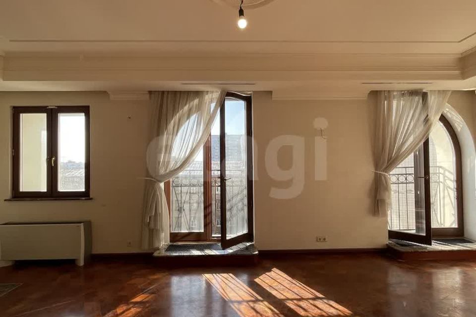 Продаётся 5-комнатная квартира, 128.7 м²