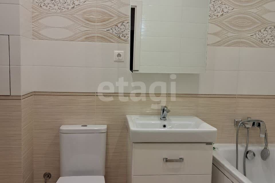 Продаётся 1-комнатная квартира, 45.3 м²