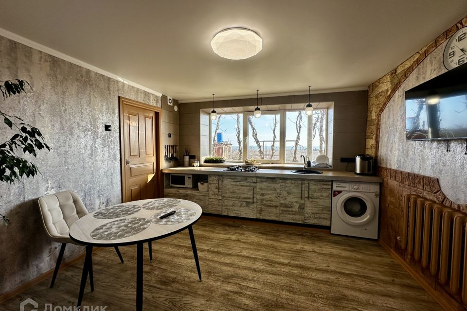 Продаётся 3-этажный дом, 204.2 м²