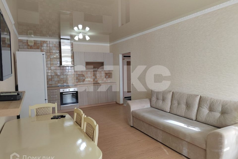 Продаётся 1-комнатная квартира, 47.6 м²