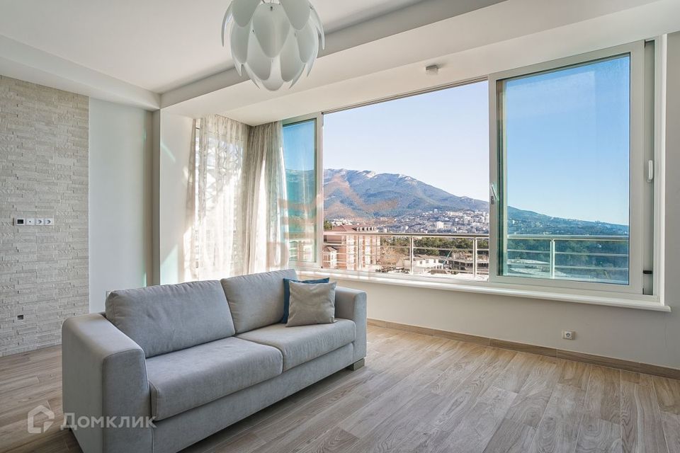 Продаётся 2-комнатная квартира, 95 м²