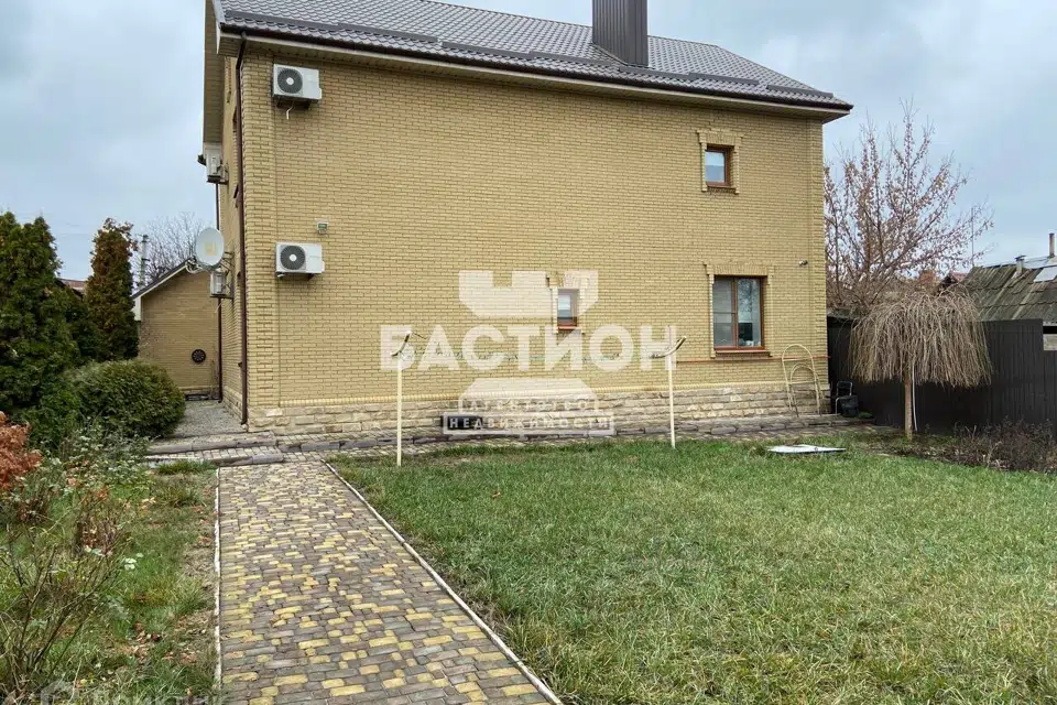 Продаётся таунхаус, 2-эт., 203.5 м²