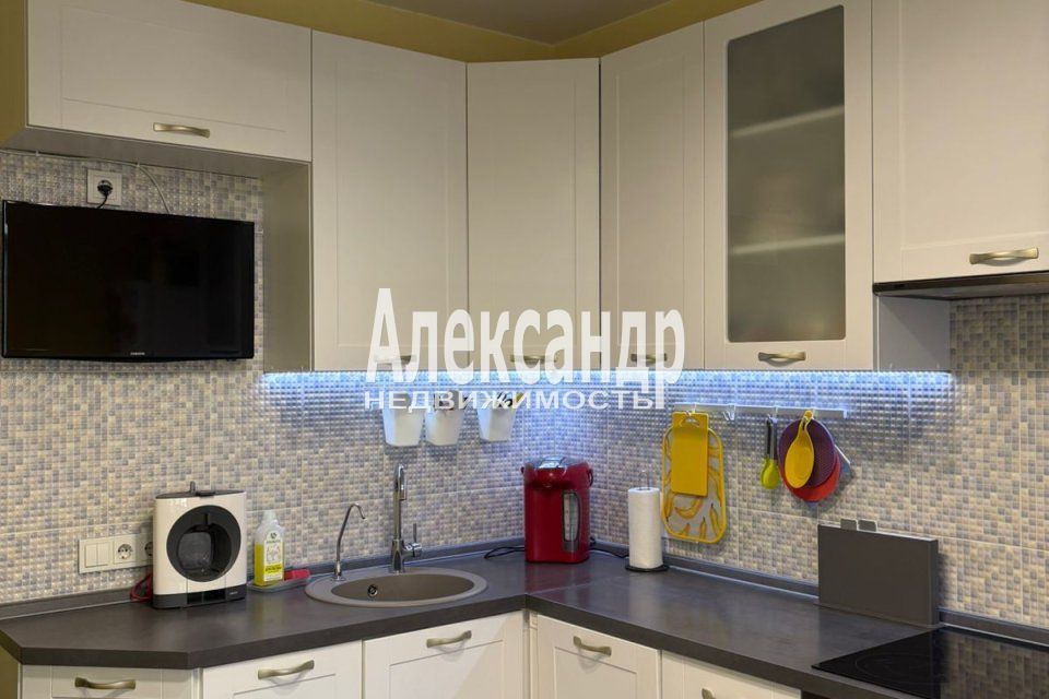 Продаётся 1-комнатная квартира, 35.2 м²